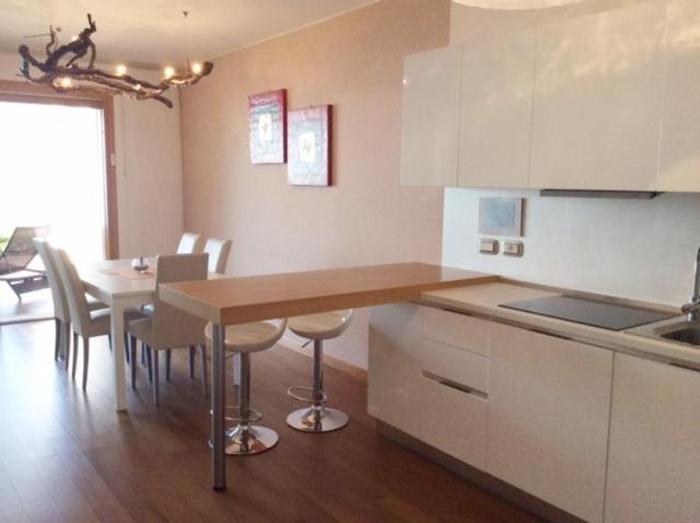Portopiccolo Avolare Apartments In Panoramic Terrasses - Beach Included 시스티아나 객실 사진