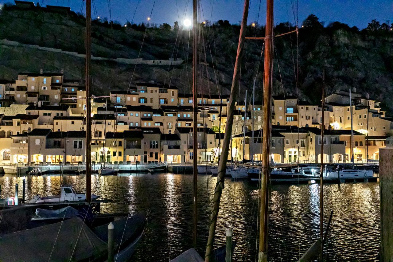 Portopiccolo Avolare Apartments In Panoramic Terrasses - Beach Included 시스티아나 외부 사진